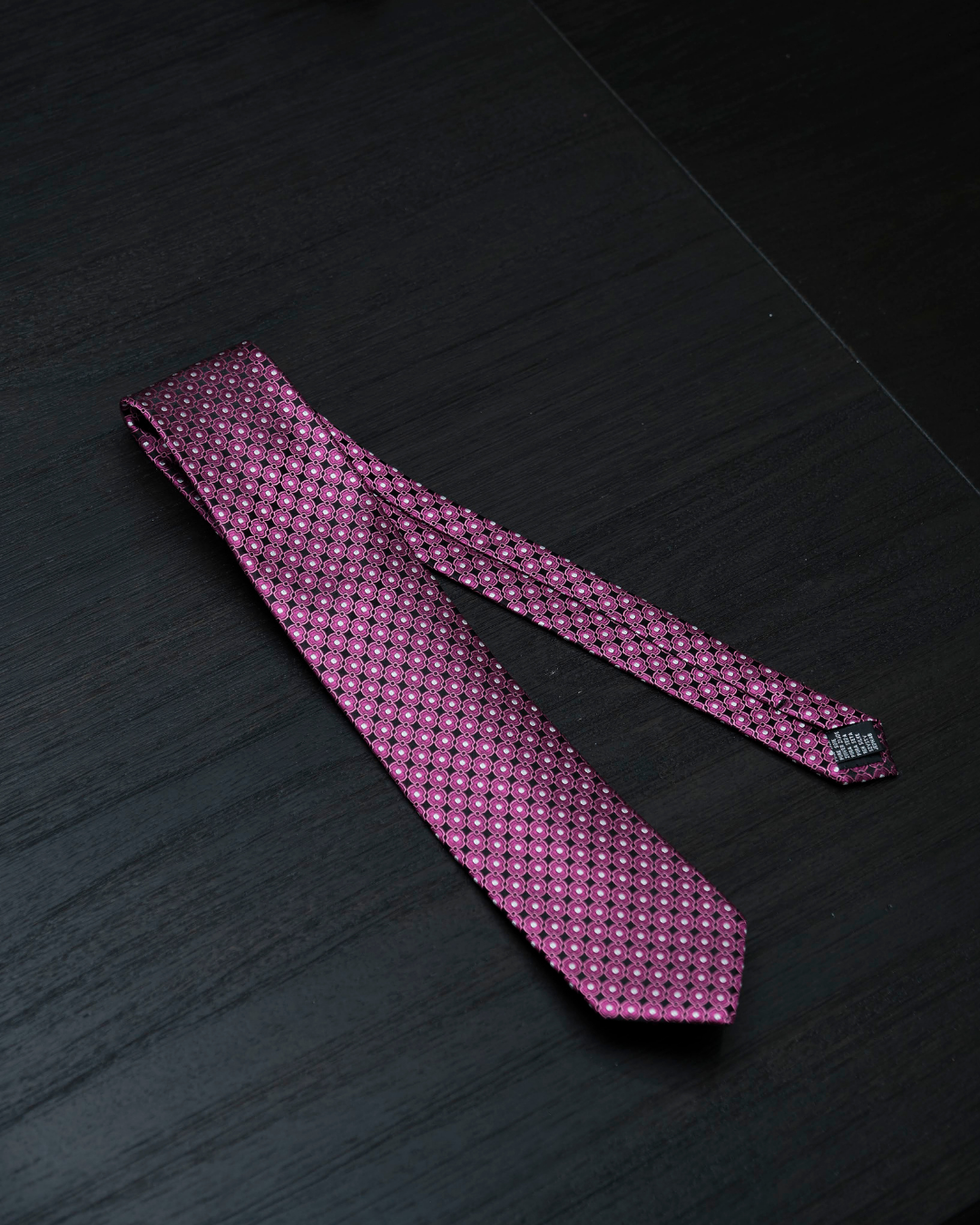 magenta tie